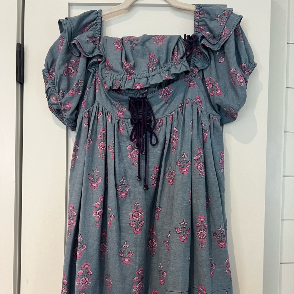 Free People Gray Top & Shorts Set Embroidery